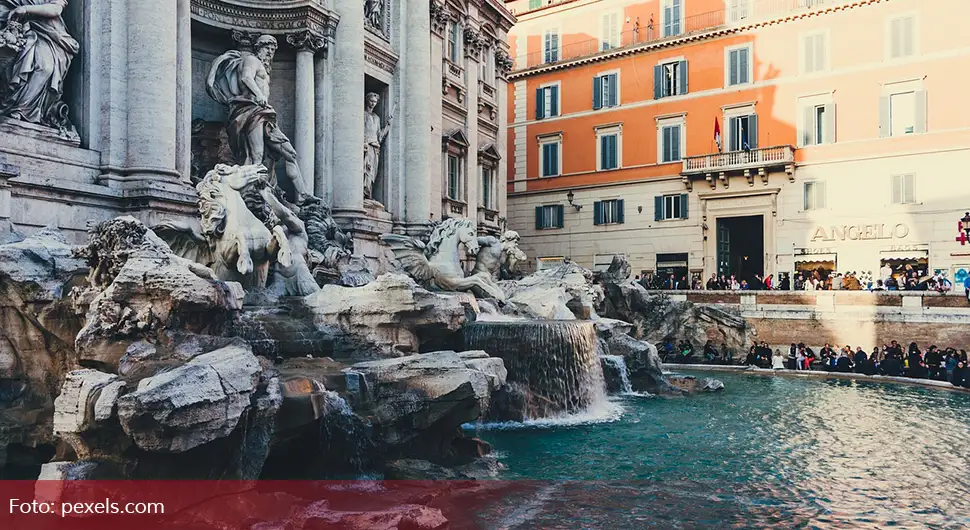 rim fontana di trevi .webp